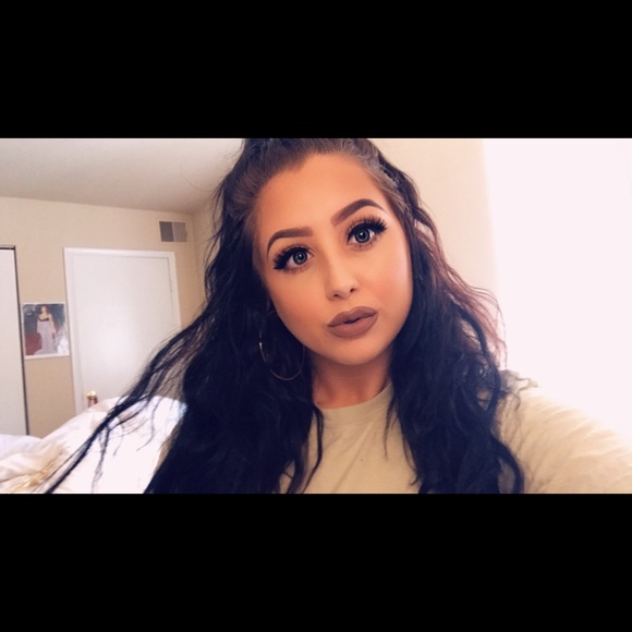 Meet your Posher, Hunter - Picture 3 of 4